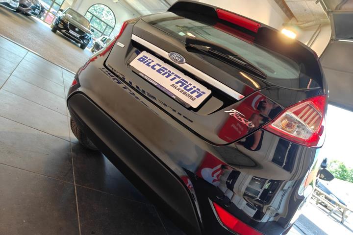 Sort Ford Fiesta fra 2016
