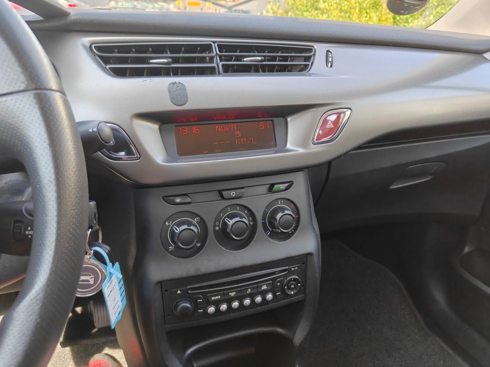 Gul Citroën C3 fra 2013