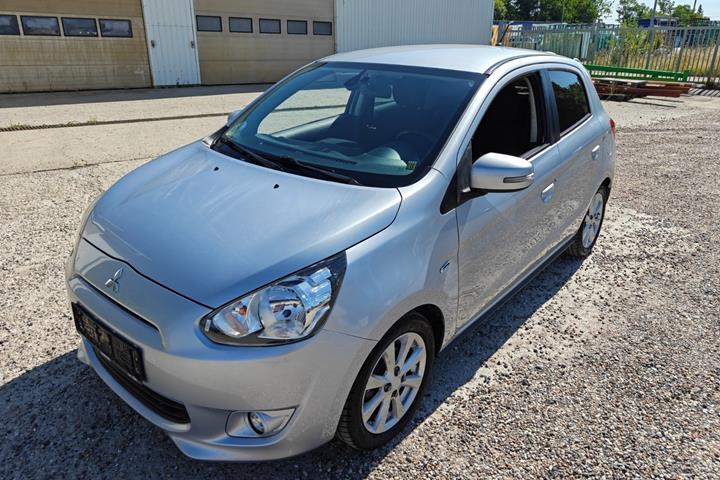 undefined Mitsubishi Space Star fra 2015