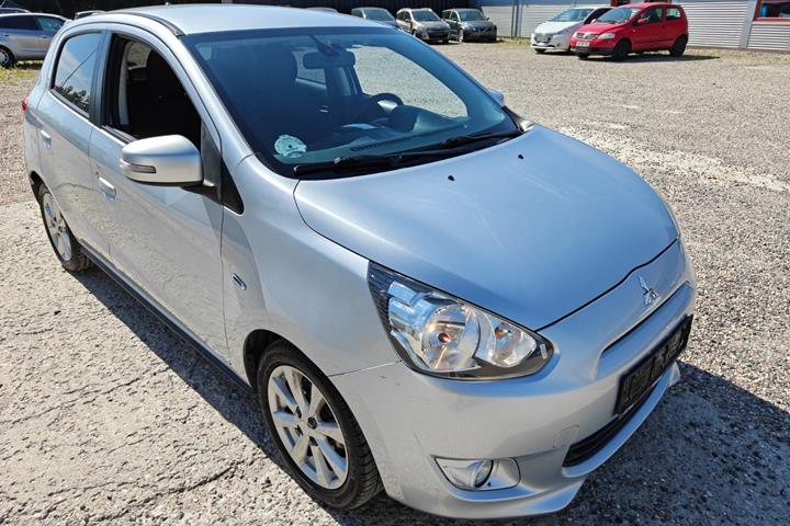 undefined Mitsubishi Space Star fra 2015
