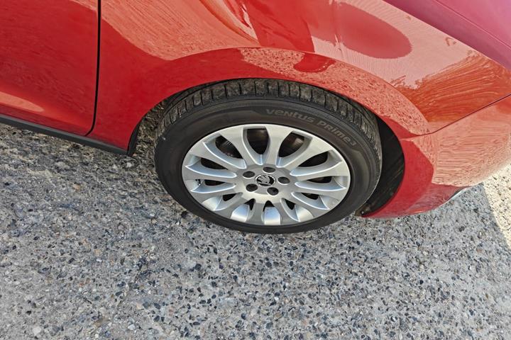 undefined Skoda Rapid fra 2014