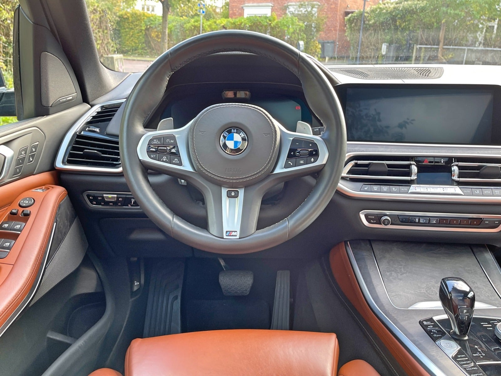Grå BMW X5 fra 2019