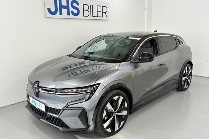Grå Renault Megane E-Tech fra 2024 set udefra