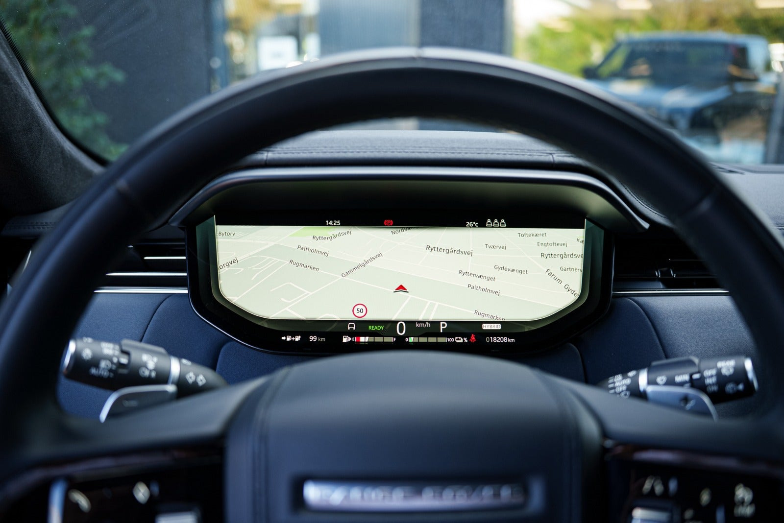 Blå Land Rover Range Rover sport fra 2023