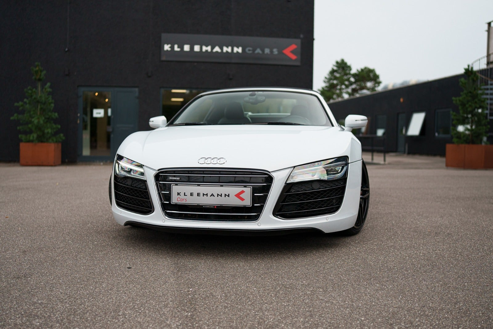 Grå Audi R8 fra 2014