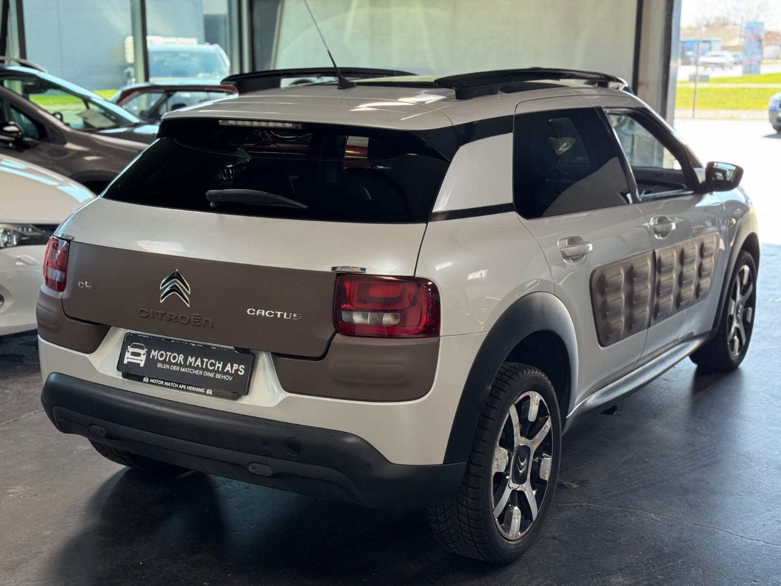 undefined Citroën C4 Cactus fra 2014