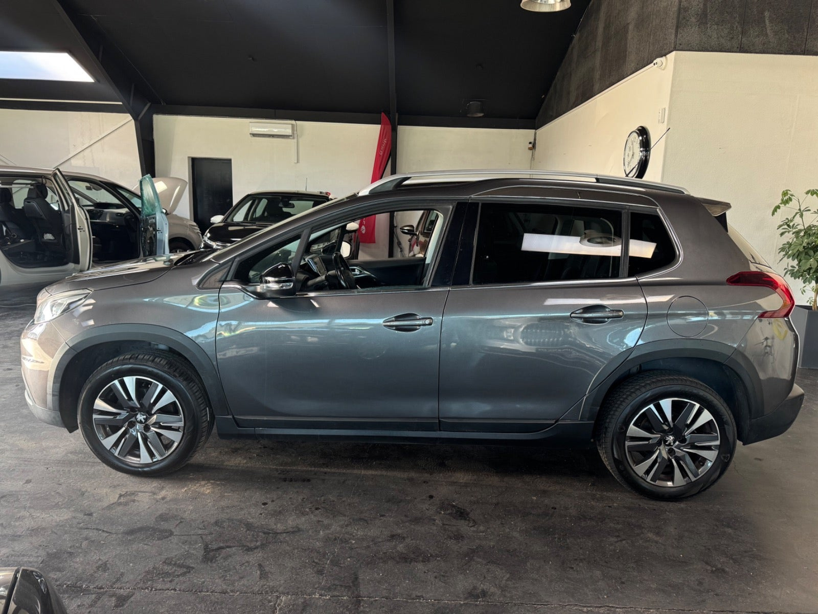 undefined Peugeot 2008 fra 2017