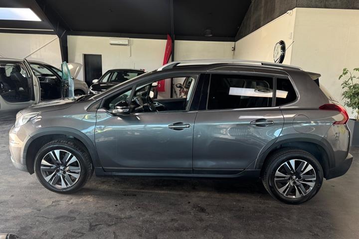 undefined Peugeot 2008 fra 2017