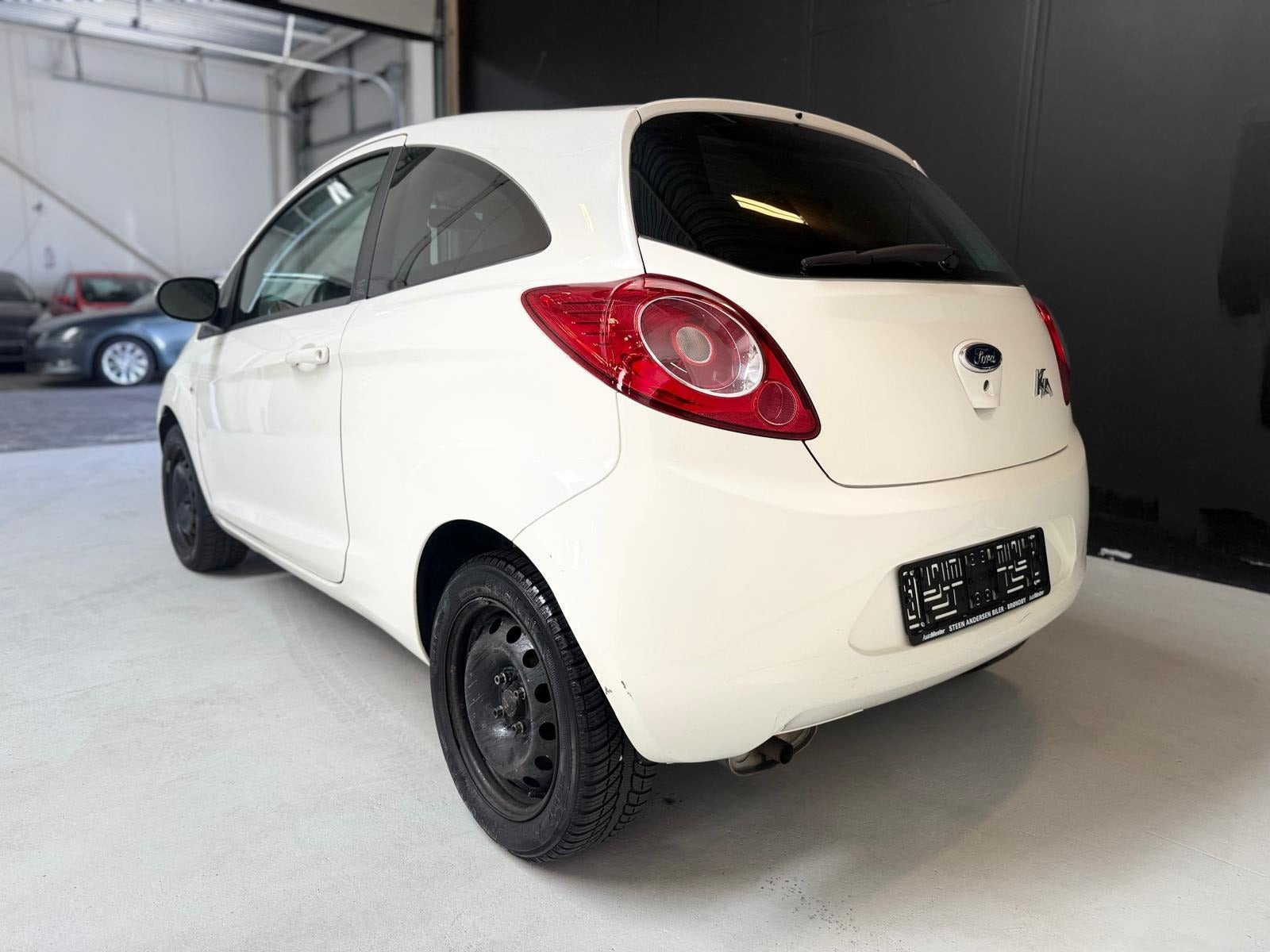 Sort Ford Ka fra 2015