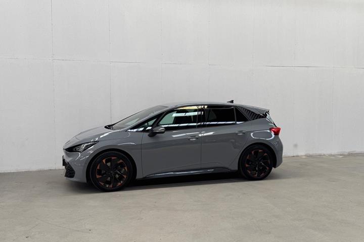 Grå Cupra Born fra 2024