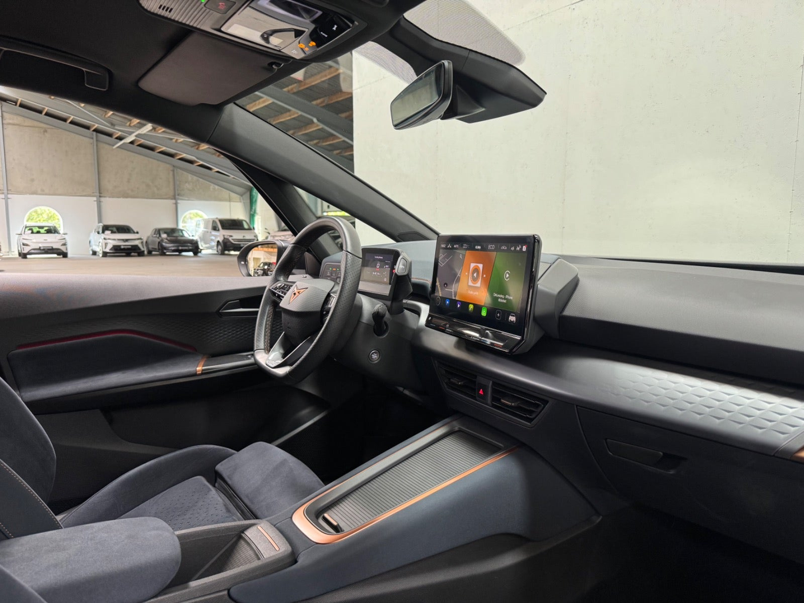 Grå Cupra Born fra 2024