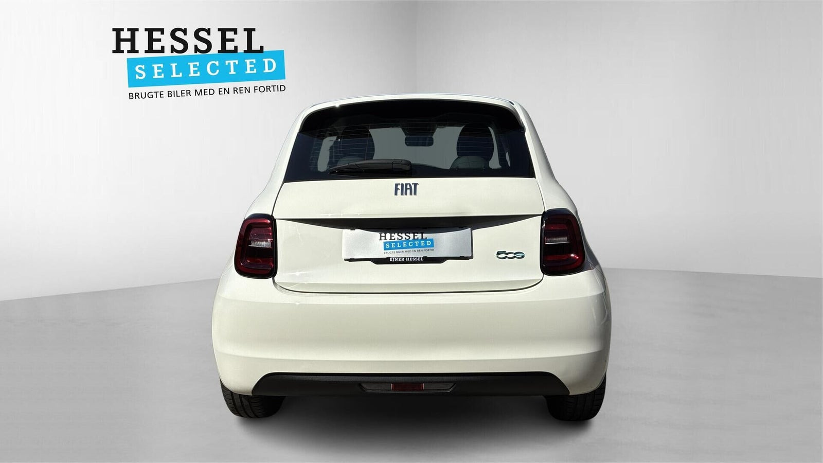 Hvid Fiat 500e fra 2023
