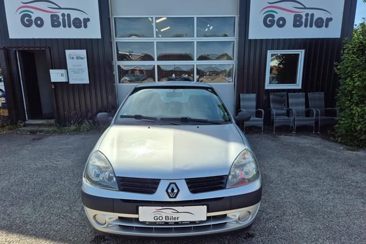 Grøn Renault Clio II fra 2006