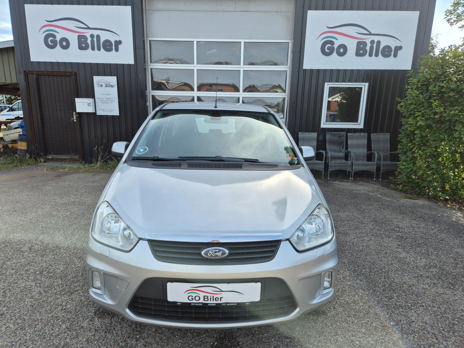 Grøn Ford C-MAX fra 2010