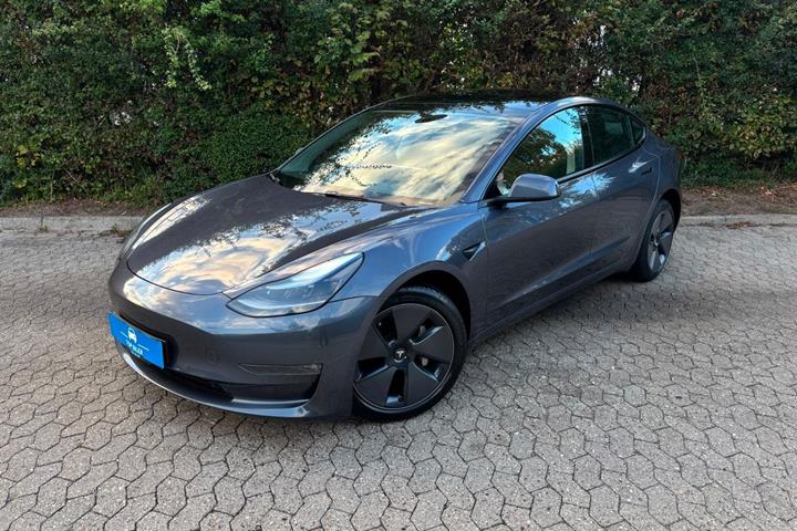 undefined Tesla Model 3 fra 2022