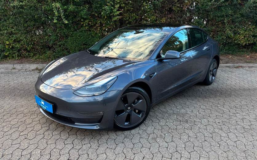 Tesla Model 3 Long Range AWD
