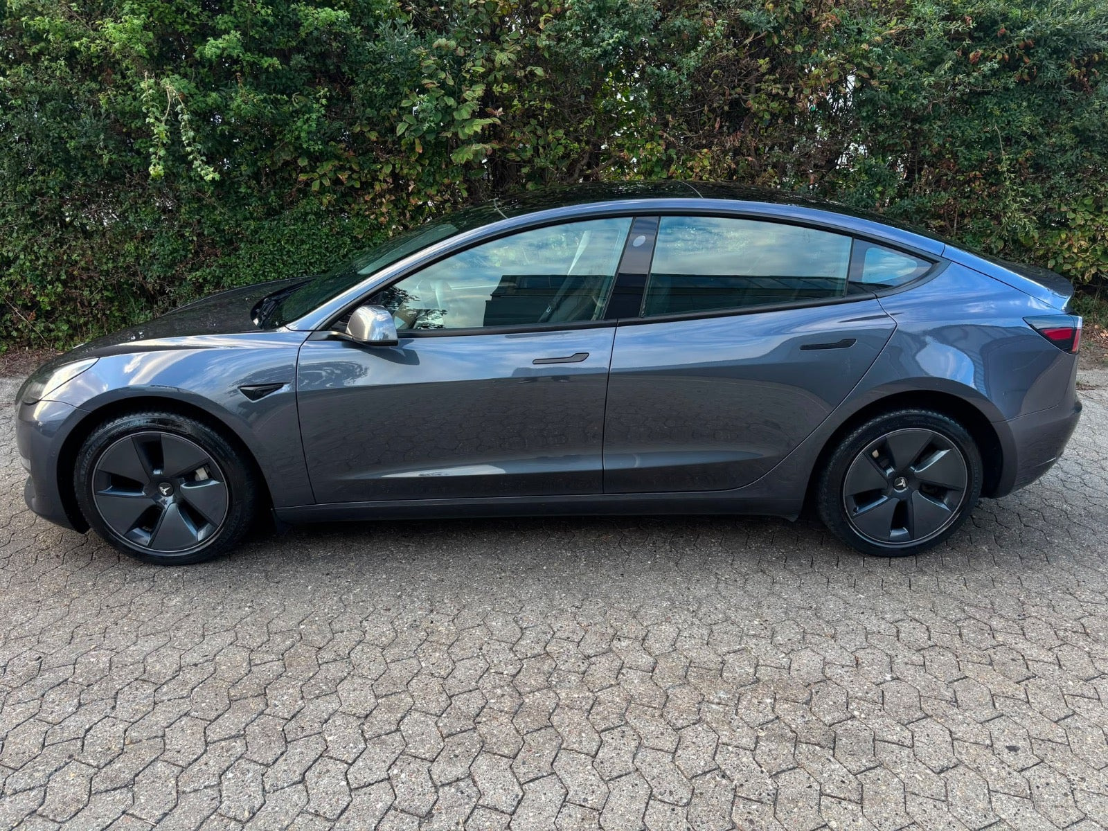 undefined Tesla Model 3 fra 2022