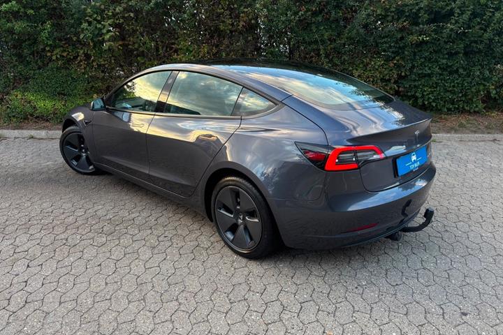 undefined Tesla Model 3 fra 2022
