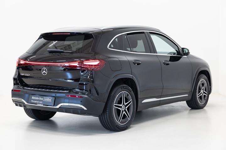 Sort Mercedes EQA250+ fra 2025