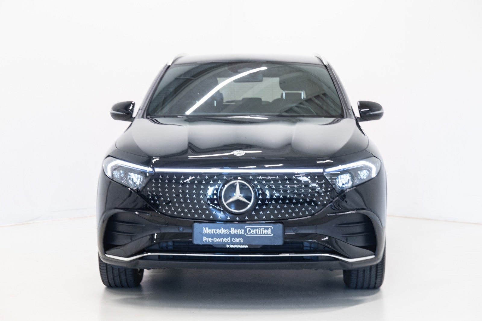Sort Mercedes EQA250+ fra 2025