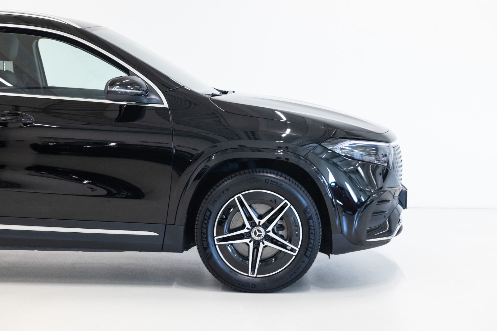 Sort Mercedes EQA250+ fra 2025