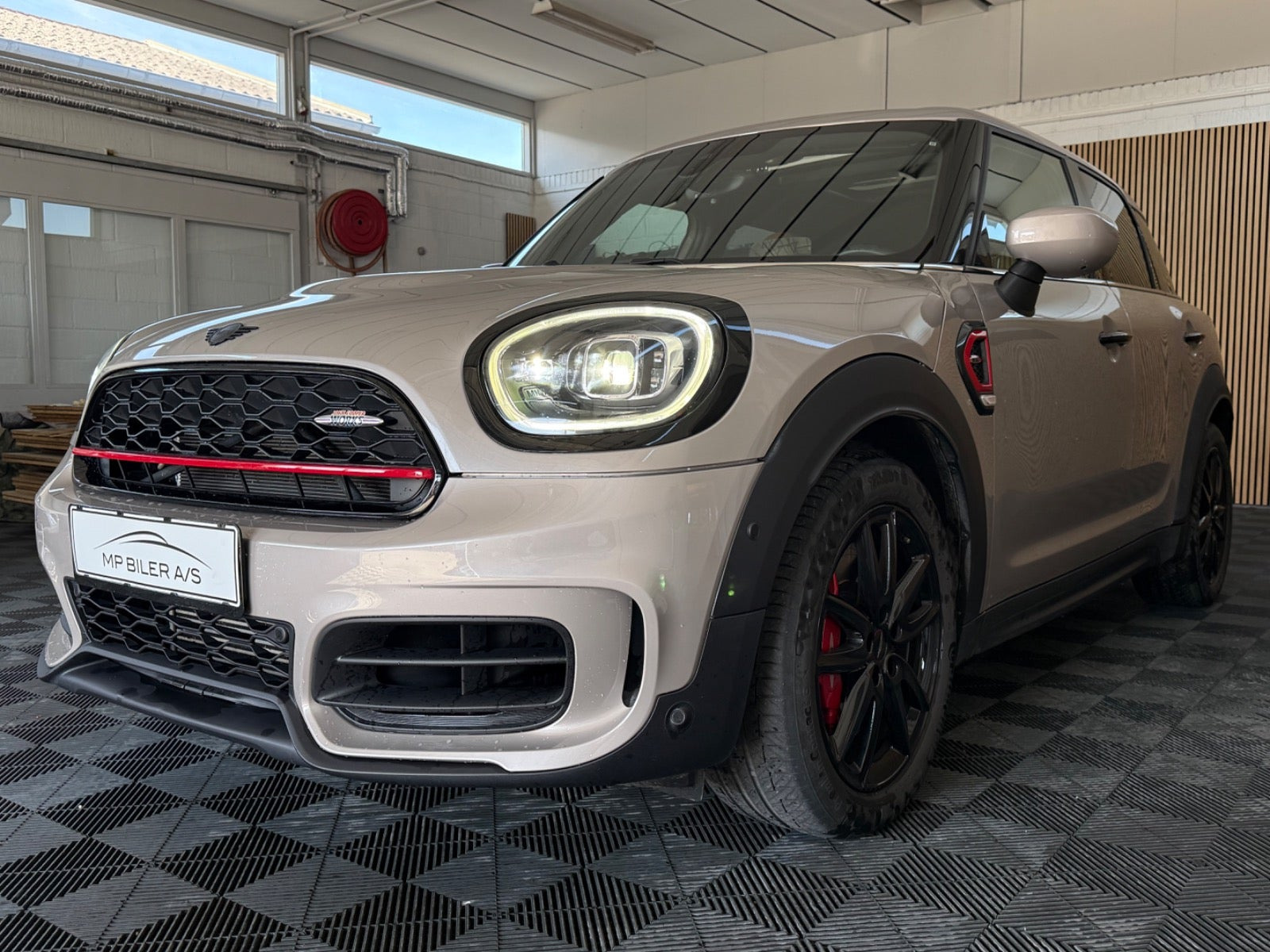 Beige Mini Countryman Cooper S fra 2022