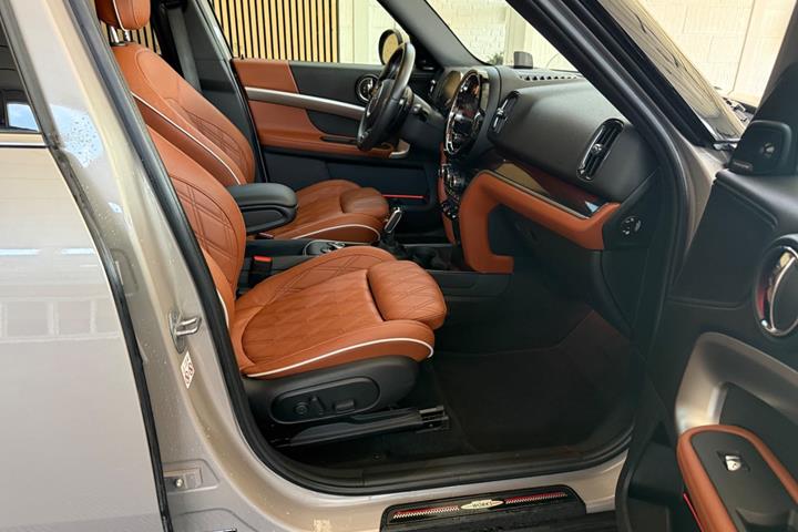 Beige Mini Countryman Cooper S fra 2022