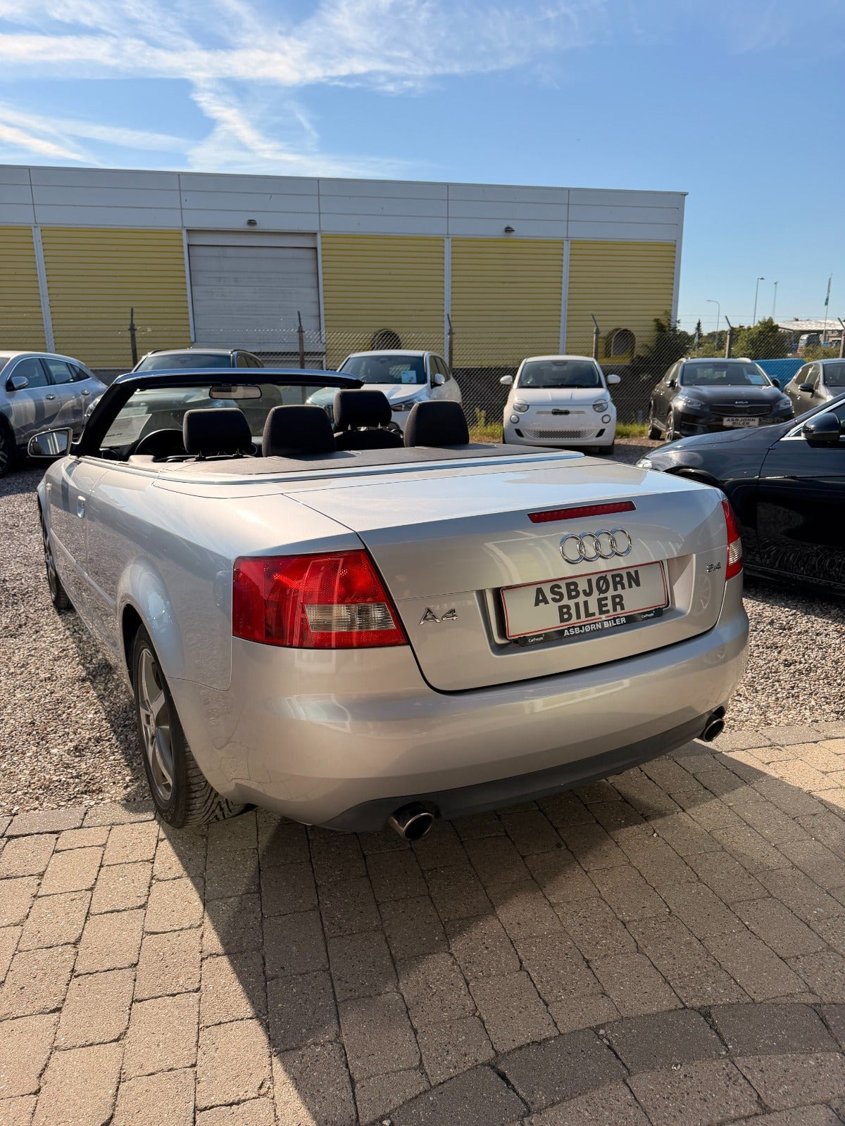 Sølv Audi A4 fra 2003