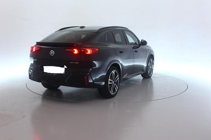Sort BMW iX2 fra 2026