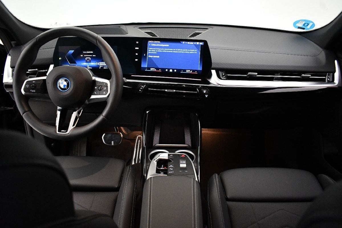 Sort BMW iX2 fra 2026
