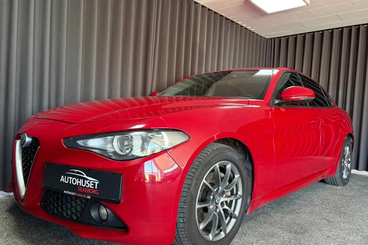 undefined Alfa Romeo Giulia fra 2016