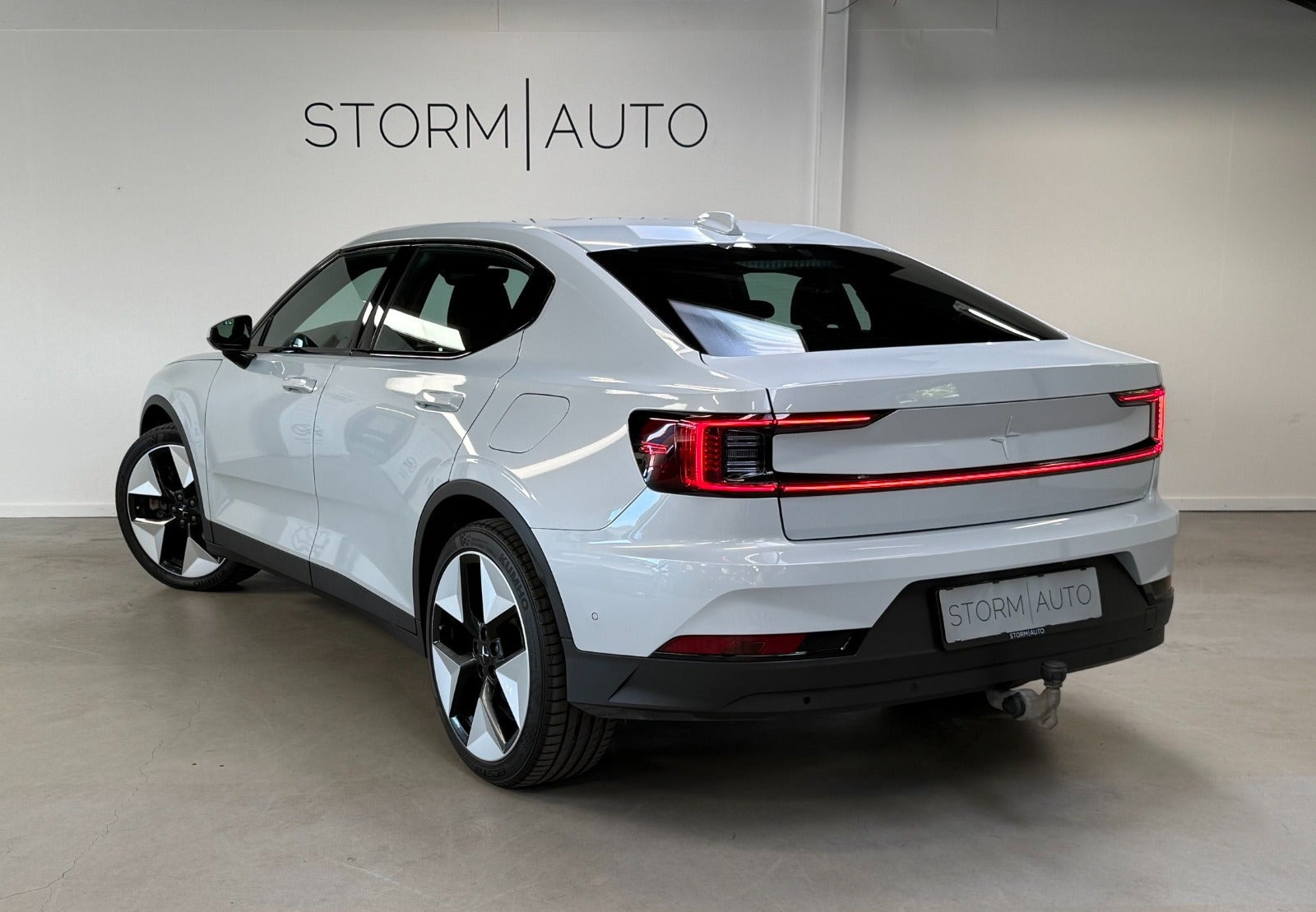 Hvid Polestar 2 fra 2024