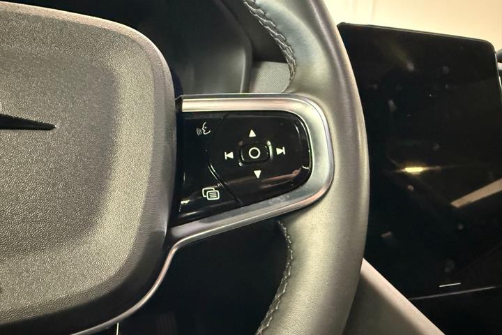 Hvid Polestar 2 fra 2024