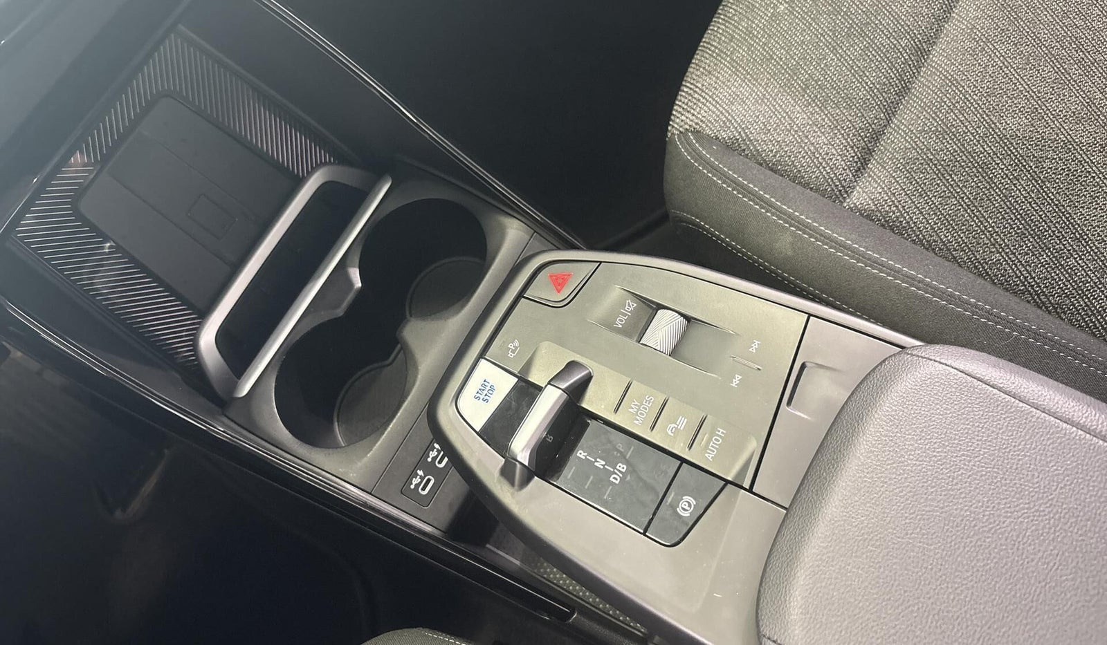 Sort BMW iX1 fra 2023