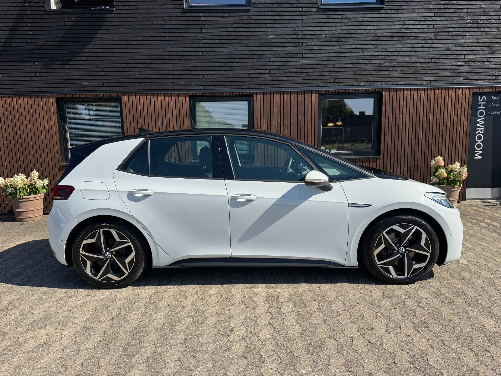 Hvid VW ID.3 fra 2023