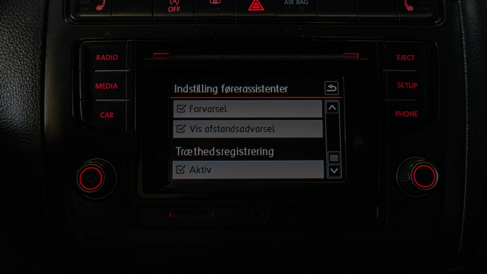 Sølv VW Polo fra 2016