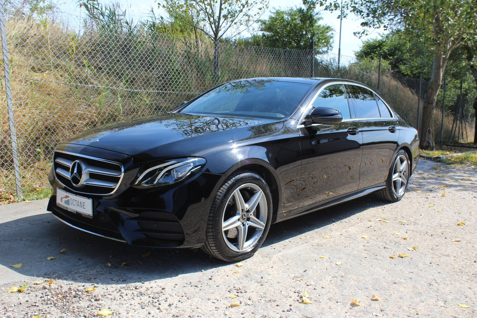 Sort Mercedes E200 fra 2019