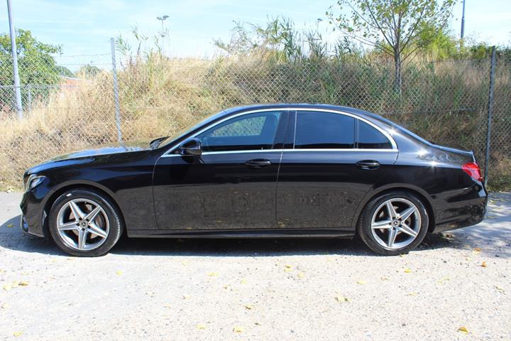 Sort Mercedes E200 fra 2019
