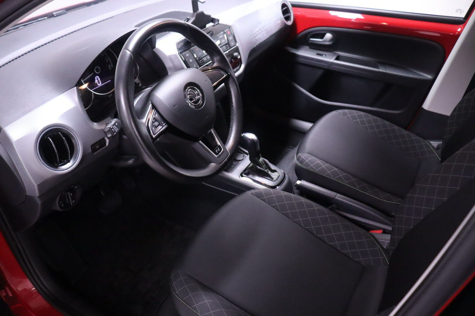 Rød Skoda Citigo-e fra 2020
