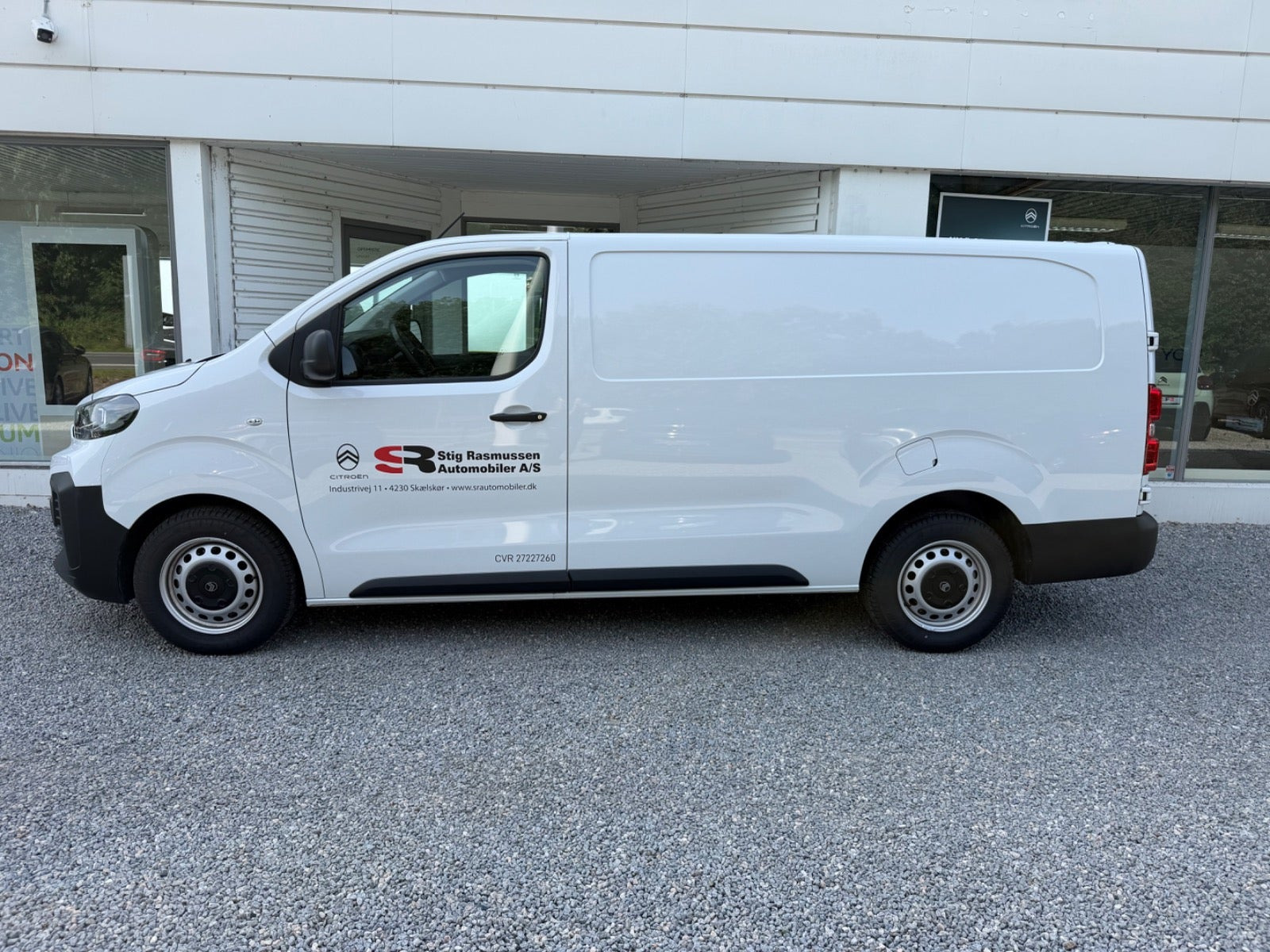 Hvid Citroën Jumpy fra 2026