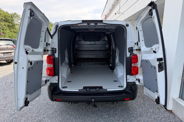 Hvid Citroën Jumpy fra 2026
