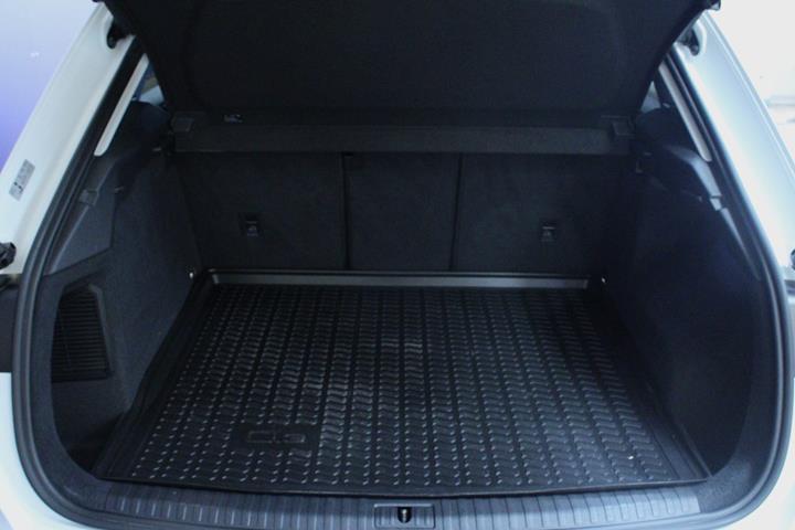 Hvid Audi Q3 fra 2021