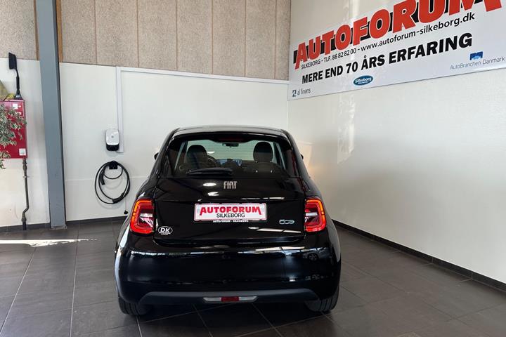 Sort Fiat 500e fra 2022
