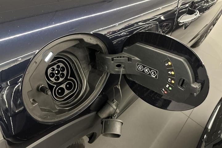 Sort Mini Cooper SE fra 2023