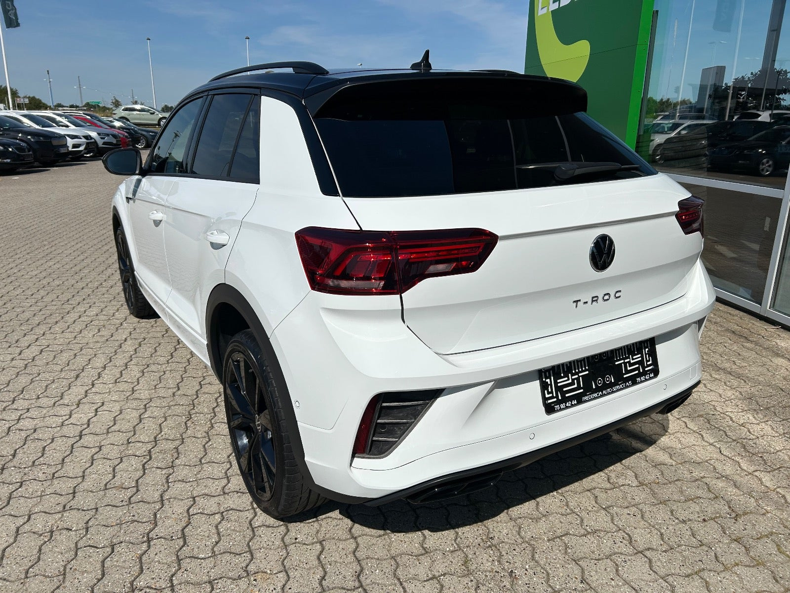 Hvid VW T-Roc fra 2022