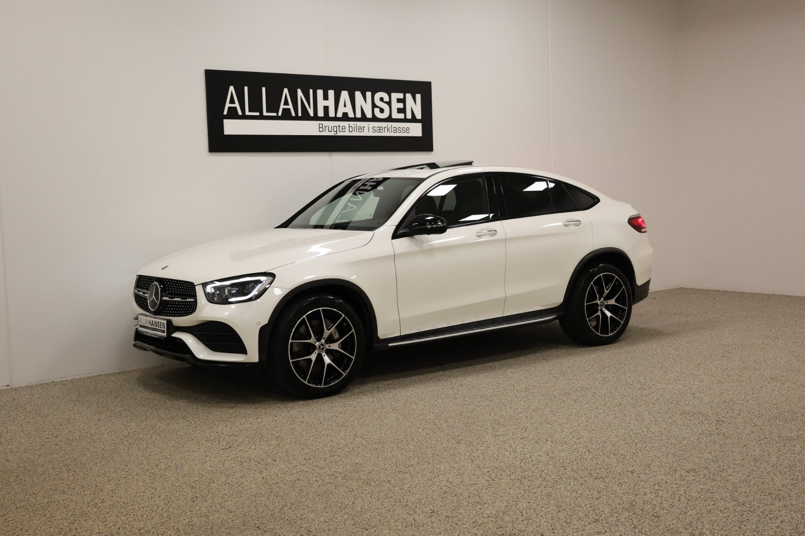 Hvid Mercedes GLC400 d fra 2021