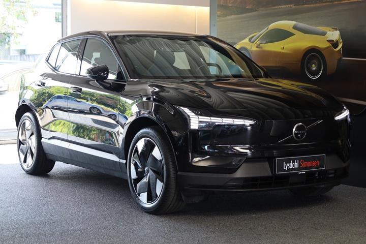 Sort Volvo EX30 fra 2024
