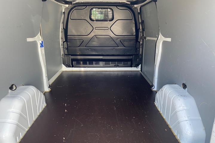Hvid Ford Transit Custom 300 L2 fra 2023