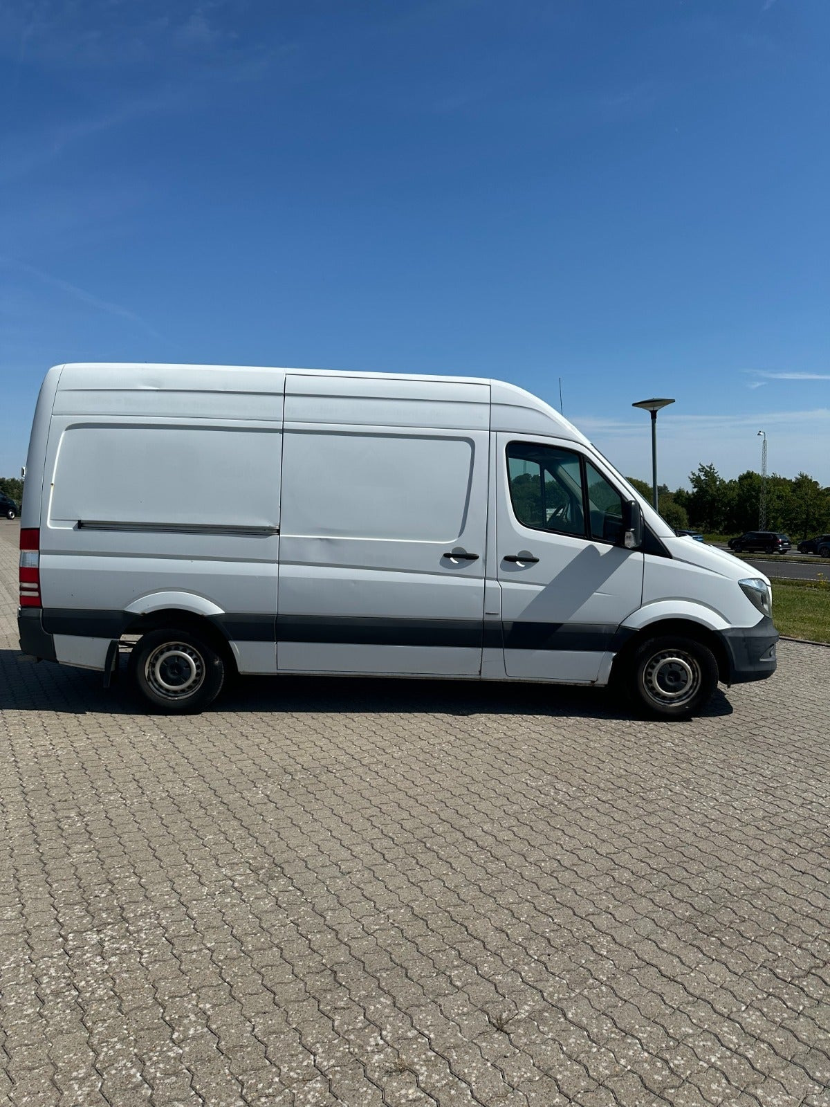 Hvid Mercedes Sprinter 316 fra 2017