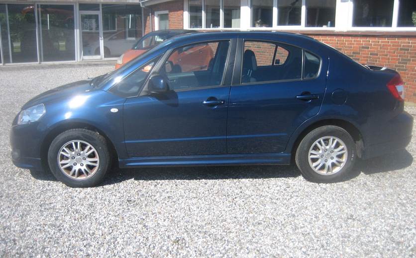 Suzuki SX4 1,6 CombiBack GLX